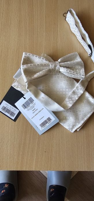 Vand Smoking Ivory / crem de eveniment special sau Mire!