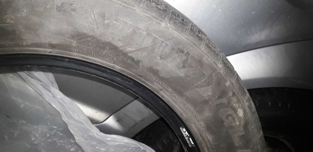 Cauciucuri iarna 215/60/17