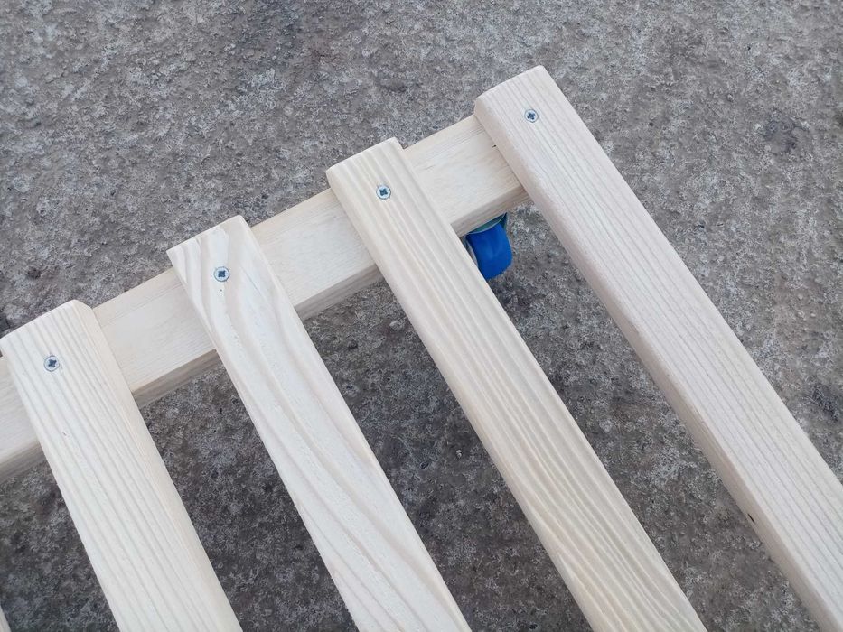 Suport ghiveci, mobil, cu roti, forma patrata, lemn, 47 cm