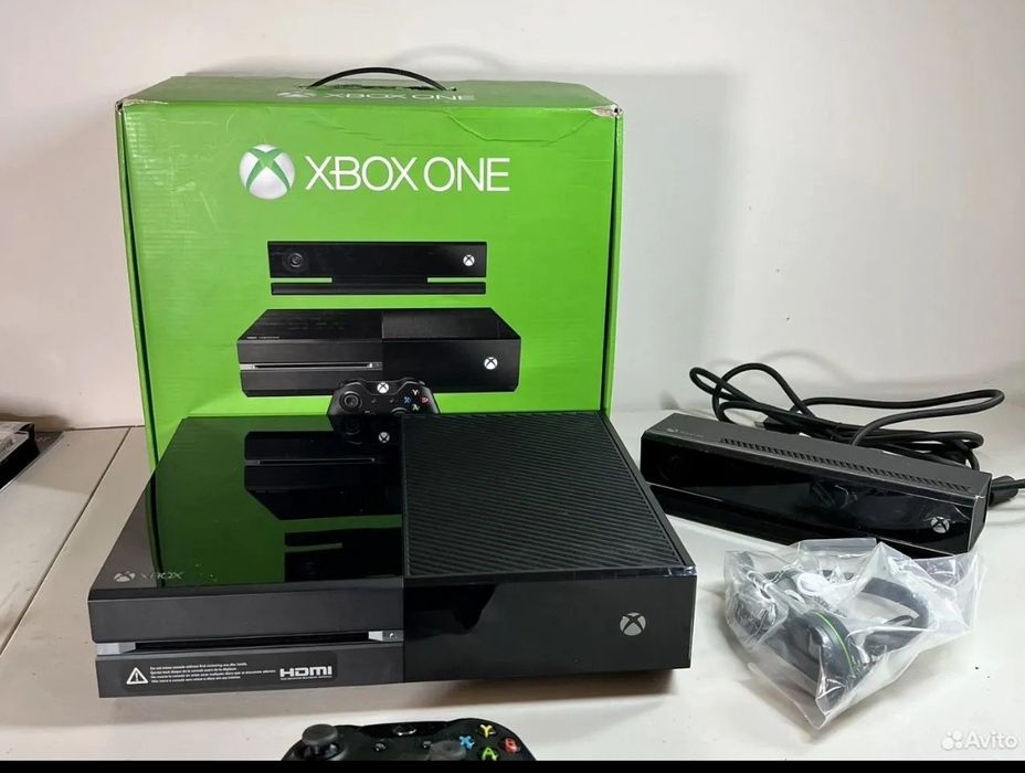 Xbox one в отличном состоянии читайте и смотрите фото.