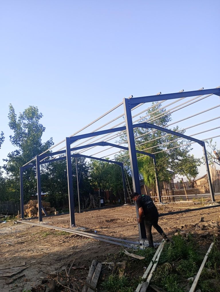Vând hală metalică 9 m lățime cu 20 lungime cu tot cu montaj de pe sto