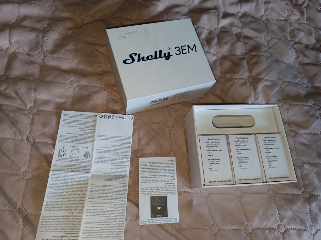 Трифазен електромер, измервател на енергия и управление Shelly 3EM