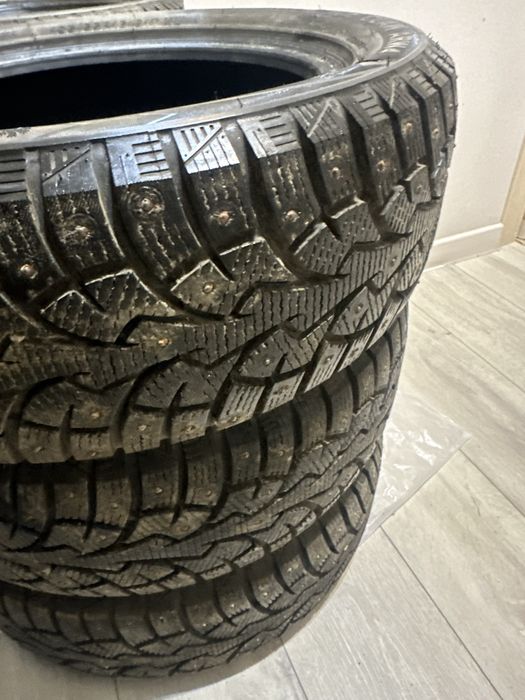 Продам зимние шины