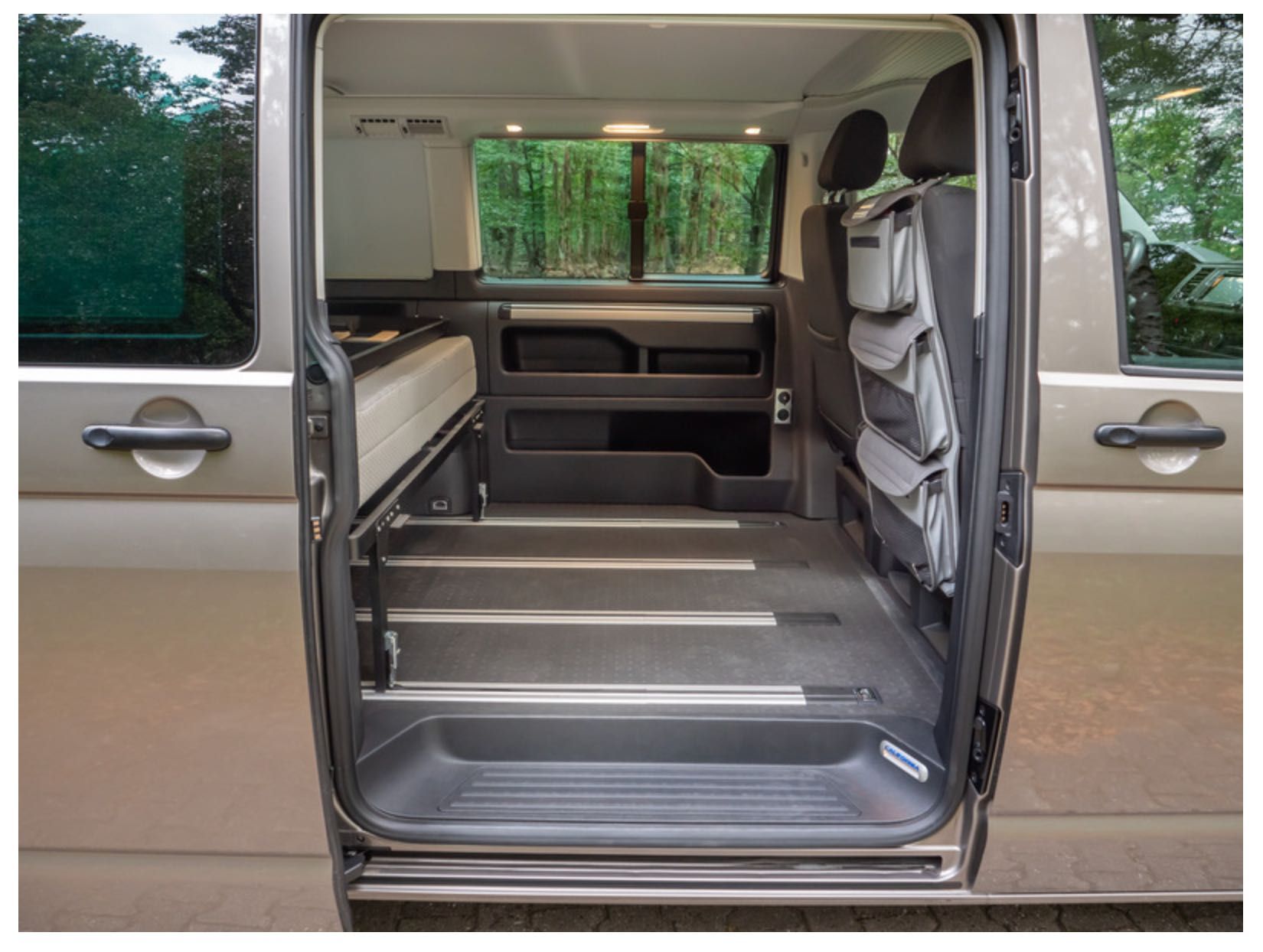 Pat Campervan pentru VW T5 Multivan/California – Cadru aluminiu+Saltea