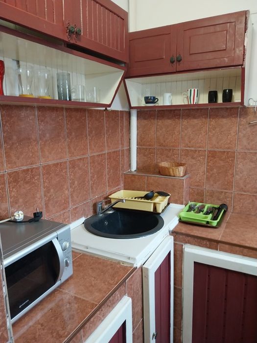 Persoana fizică,vând garsonieră confort I zona confectii