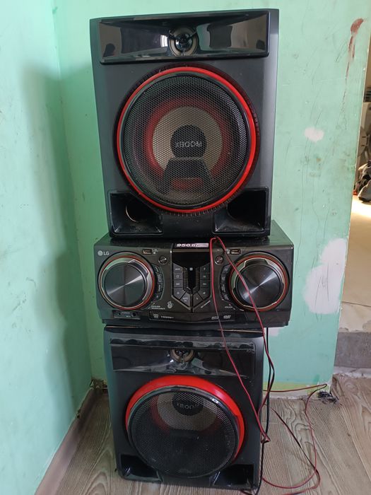 Продам музыкальный центр