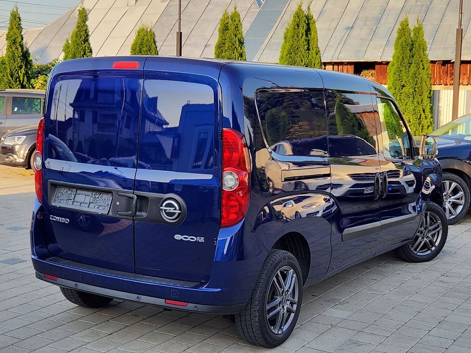 Opel Combo,maxi, 1.3 diesel, Anul 2015, Ac, Navi, Senzori parcare, TBI