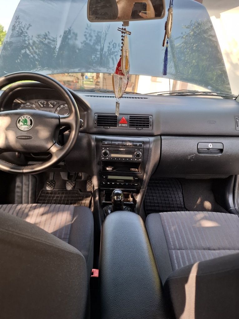 Skoda Octavia l /An 2005/Motor 1.6 Benzină/G.P.L OMOLOGAT