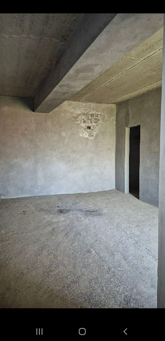 Продаётся квартира коробка.