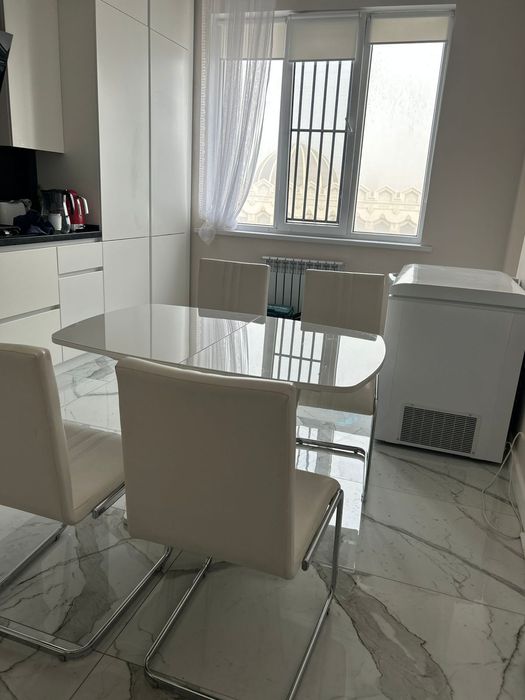 Кухонный Стол и стулья