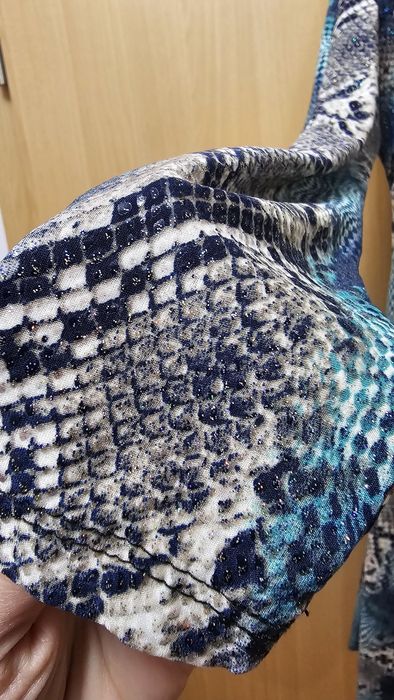 Rochie mini/ bluză lucioasă 36-38