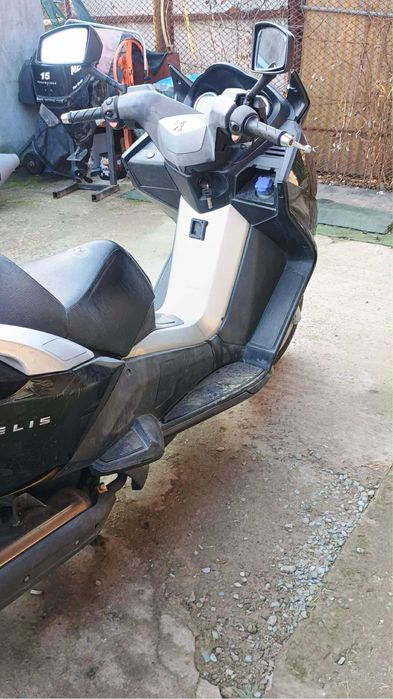 Vand sau schimb peugeot satelit