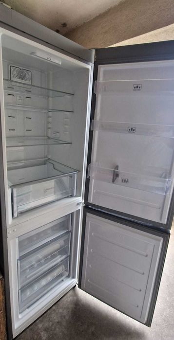 Combina frigorifica Whirlpool