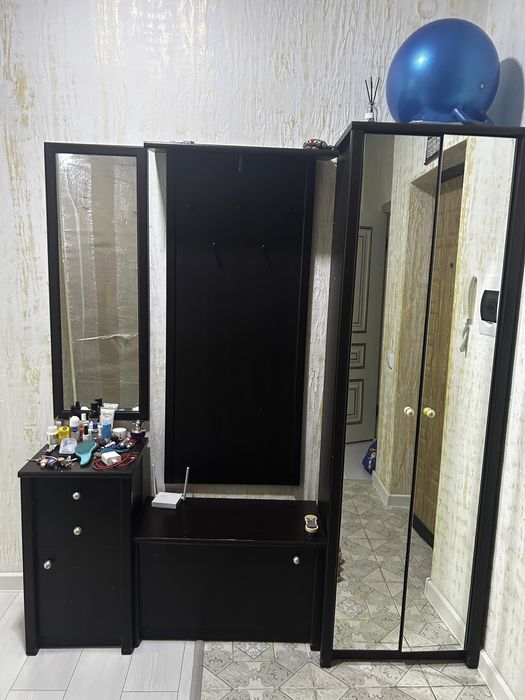 Продам прихожую не дорого