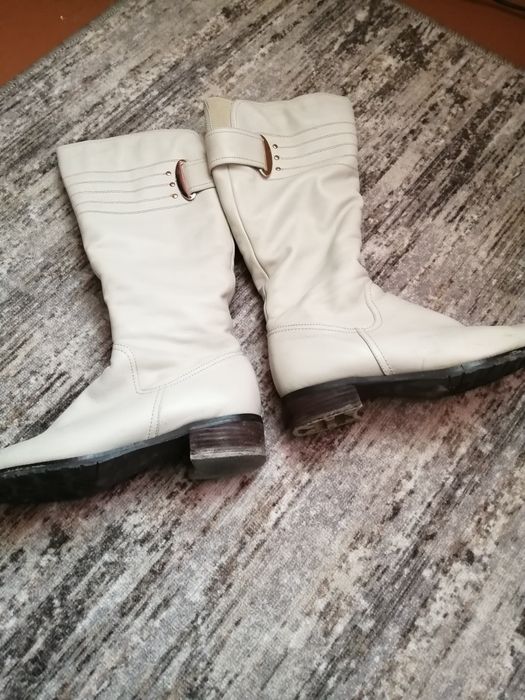 Сапоги женские продам