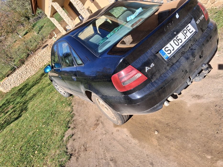 Vând Audi a 4 din anul 2001