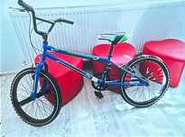 Bicicleta BMX verde-albastru