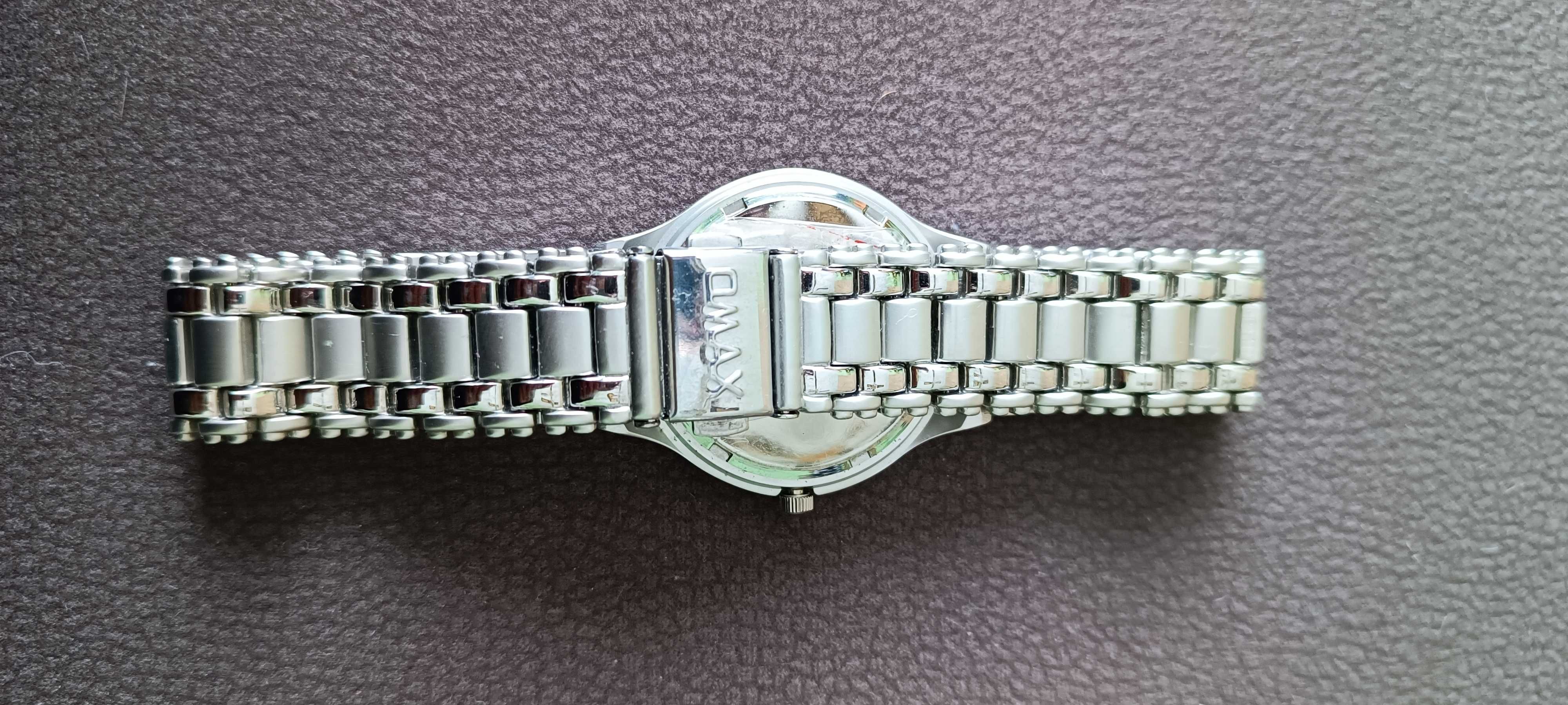 Ръчен часовник Omax Quartz
