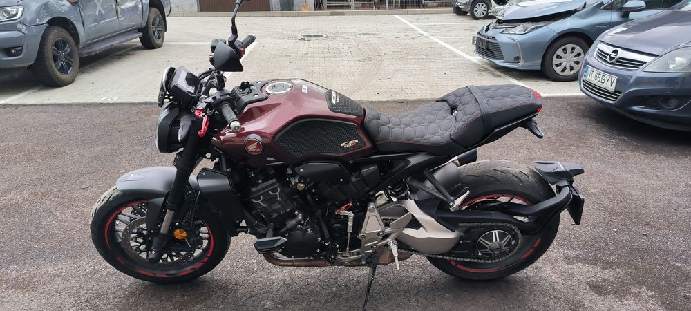 Vand motocicleta Cb 1000R - 2023 - 10500km - schimb