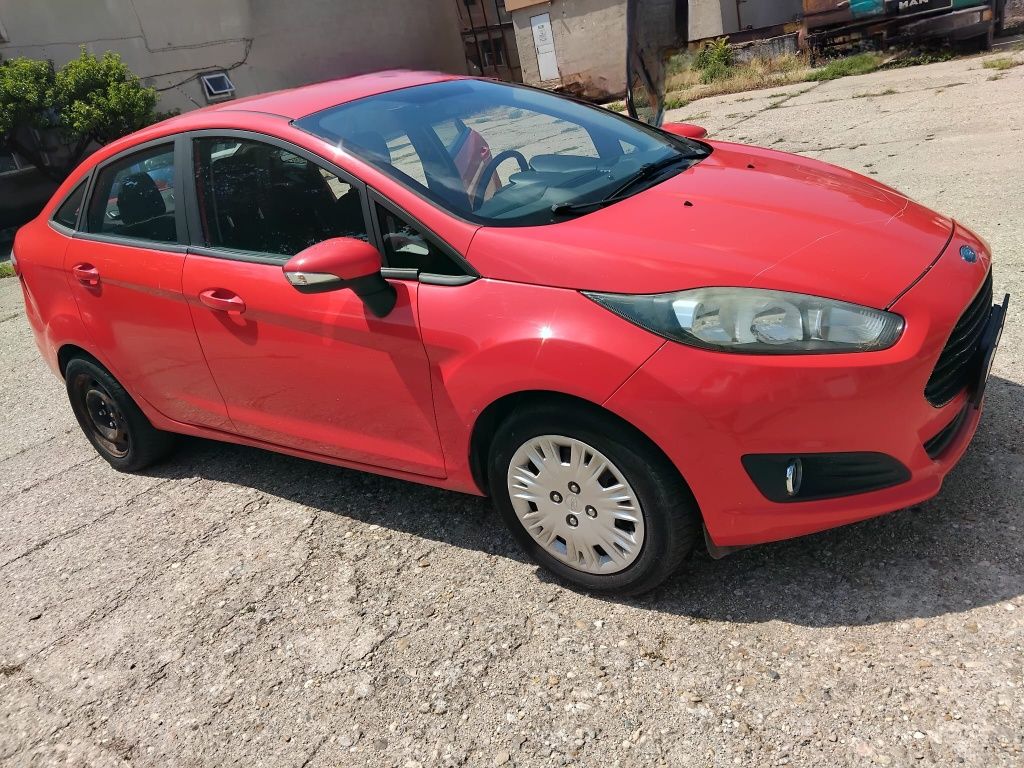 Ford Fiesta  2015 г./  форд фиеста 2015 година