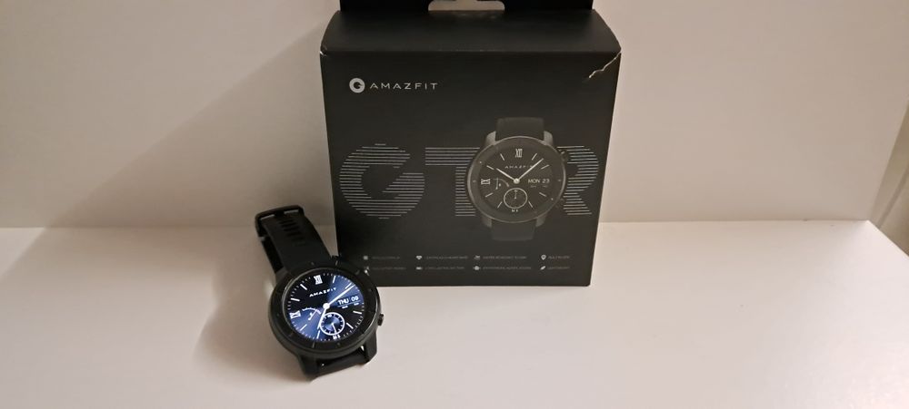Amazfit GTR 42мм