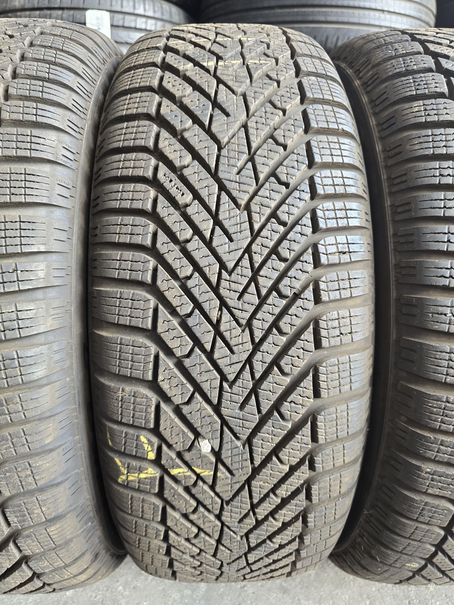 205/60/16 PIRELLI 4бр