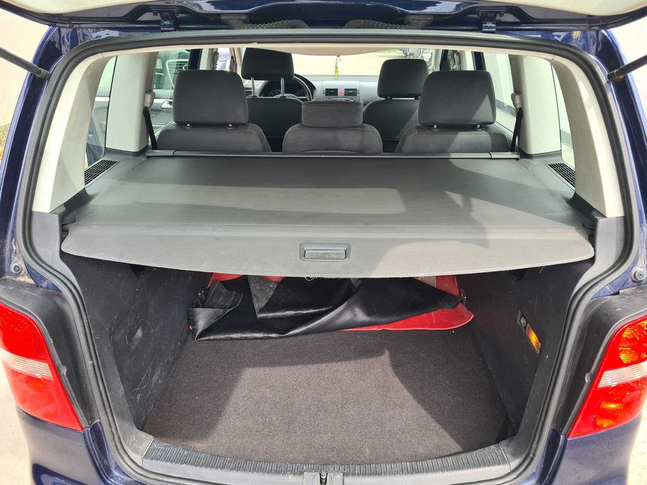 / САМО НА ЧАСТИ / VW Touran 1.9TDI, 105кс код - BKC, ляв волан