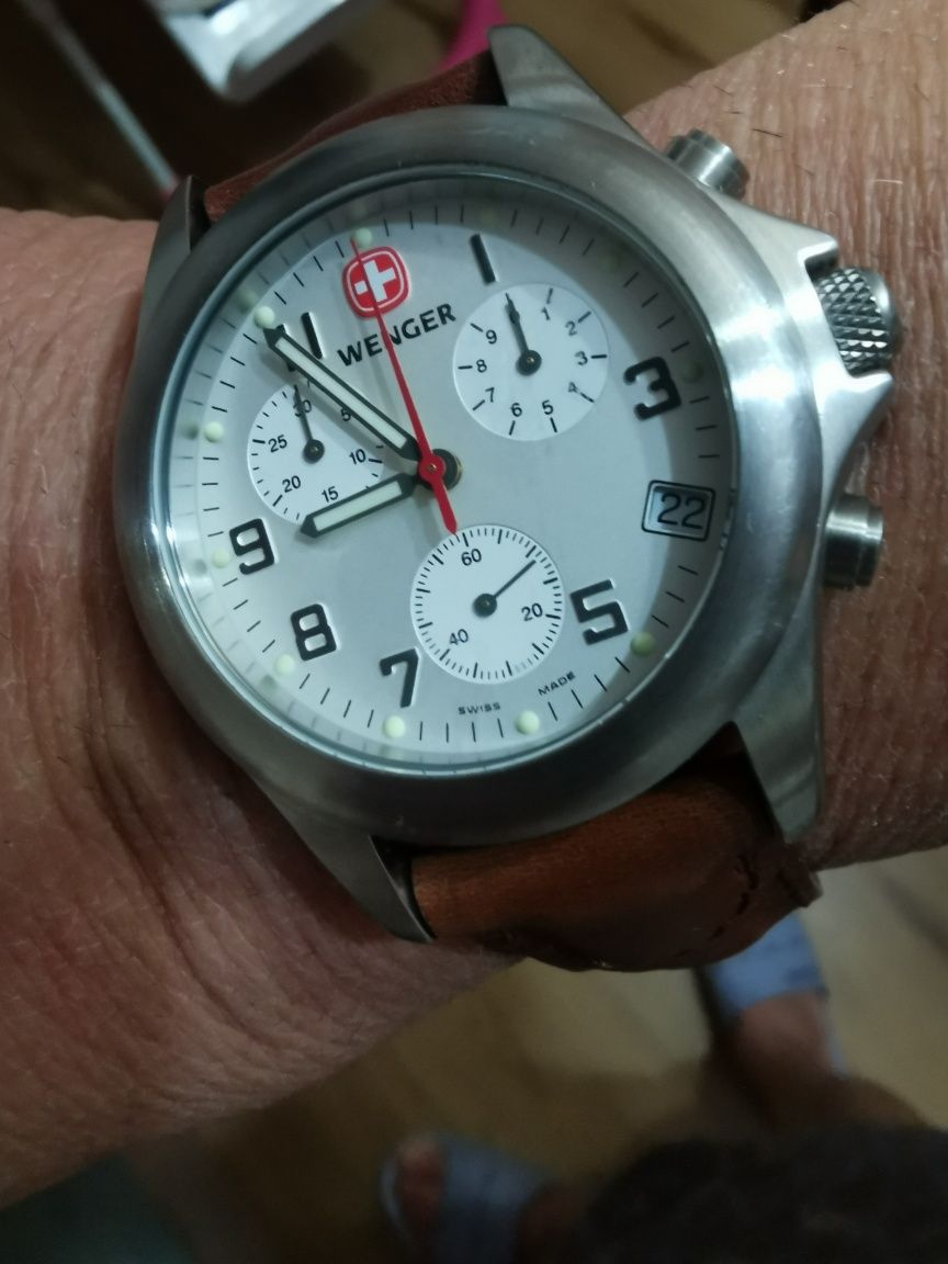 Часовник Wenger original