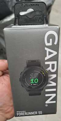 Смарт часовник Garmin Foreruner 55