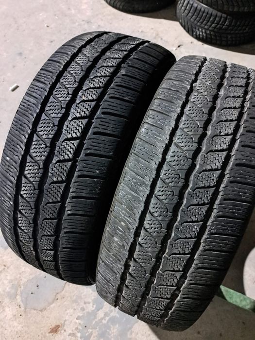 2 anvelope iarnă 225 55 r17C  Continental