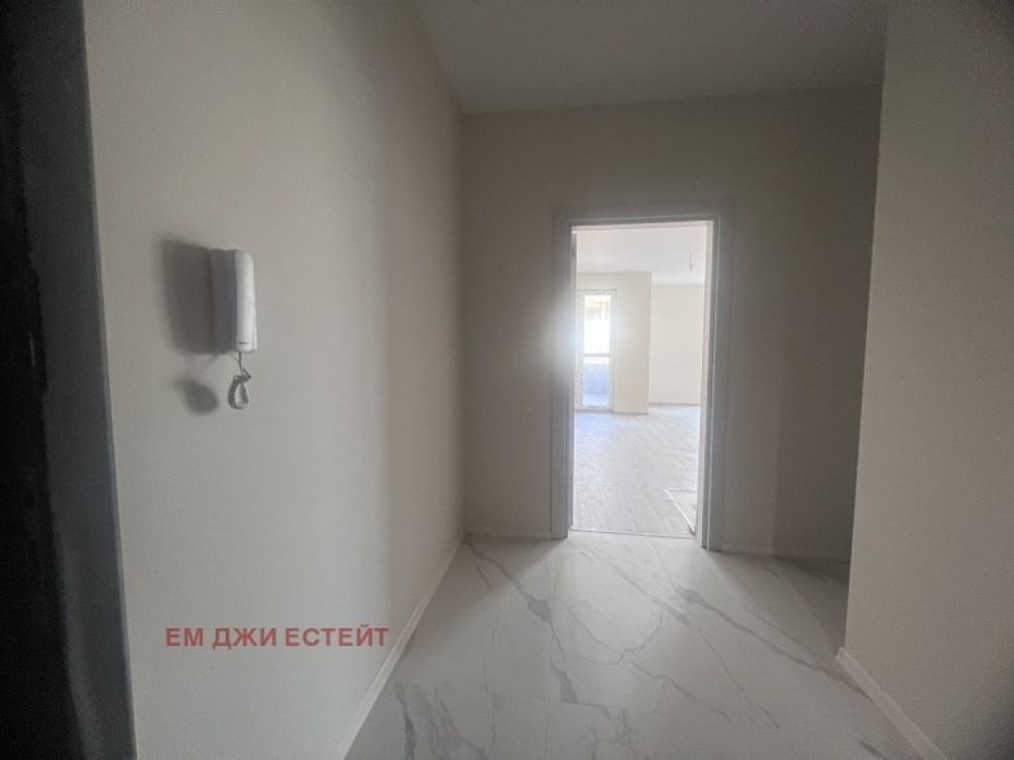 Продажба на 1-стаен в гр. Поморие - 65m². АКТ 16. Завършен до ключ.