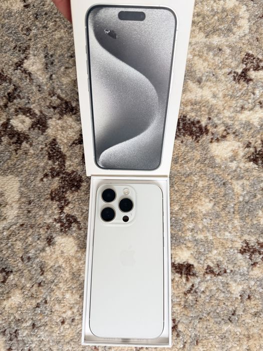 iPhone 15 Pro 128GB – stare impecabilă, cutie
