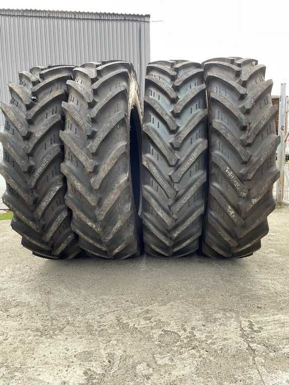 Cauciucuri radiale 520/85R42 marca BRIDGESTONE pentru tractor spate