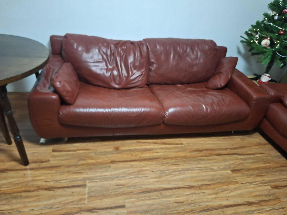 Два дивана за хол - подарявам само лично предаване