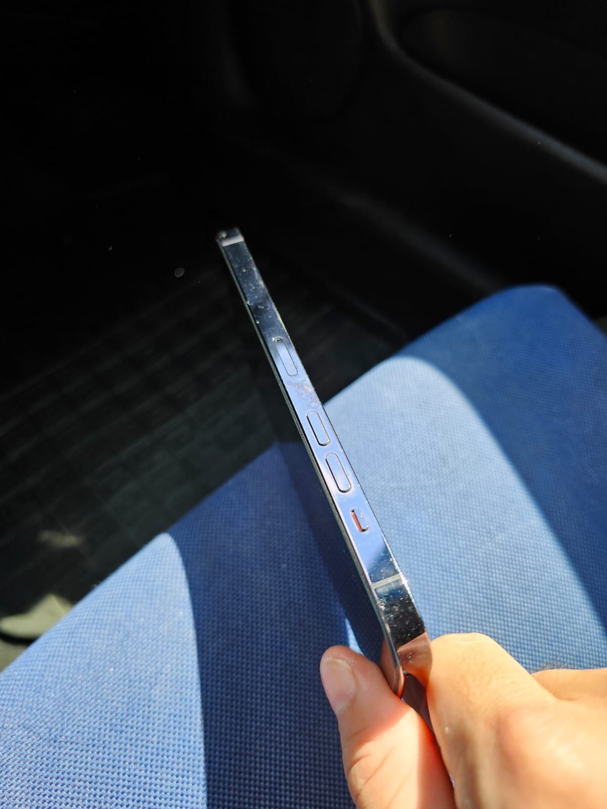 Vând iPhone 14 pro max