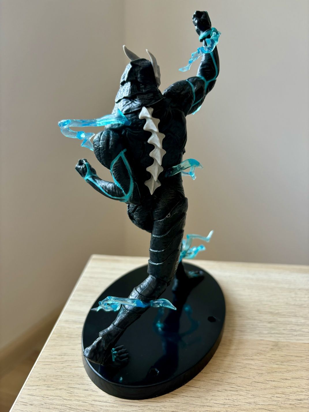 Kaiju No. 8 фигурка