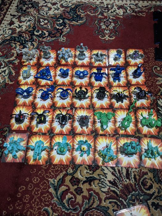 Продам бакуган 2009 года