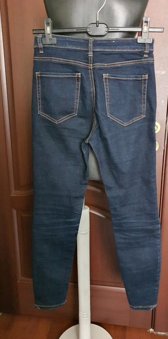 Blugi cu talie înaltă skinny Stradivarius