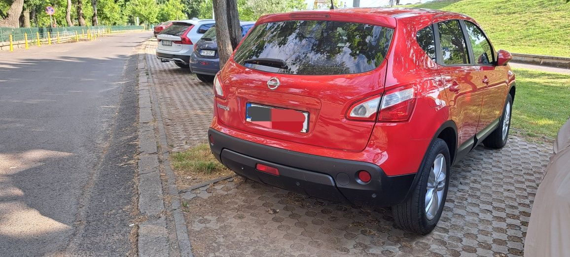 Nissan Qashqai / 1.6 benzină / 2011 / Euro 5 / Unic proprietar RO