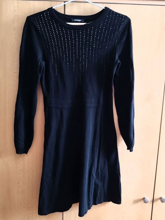 Черна рокля с камъни Орсай