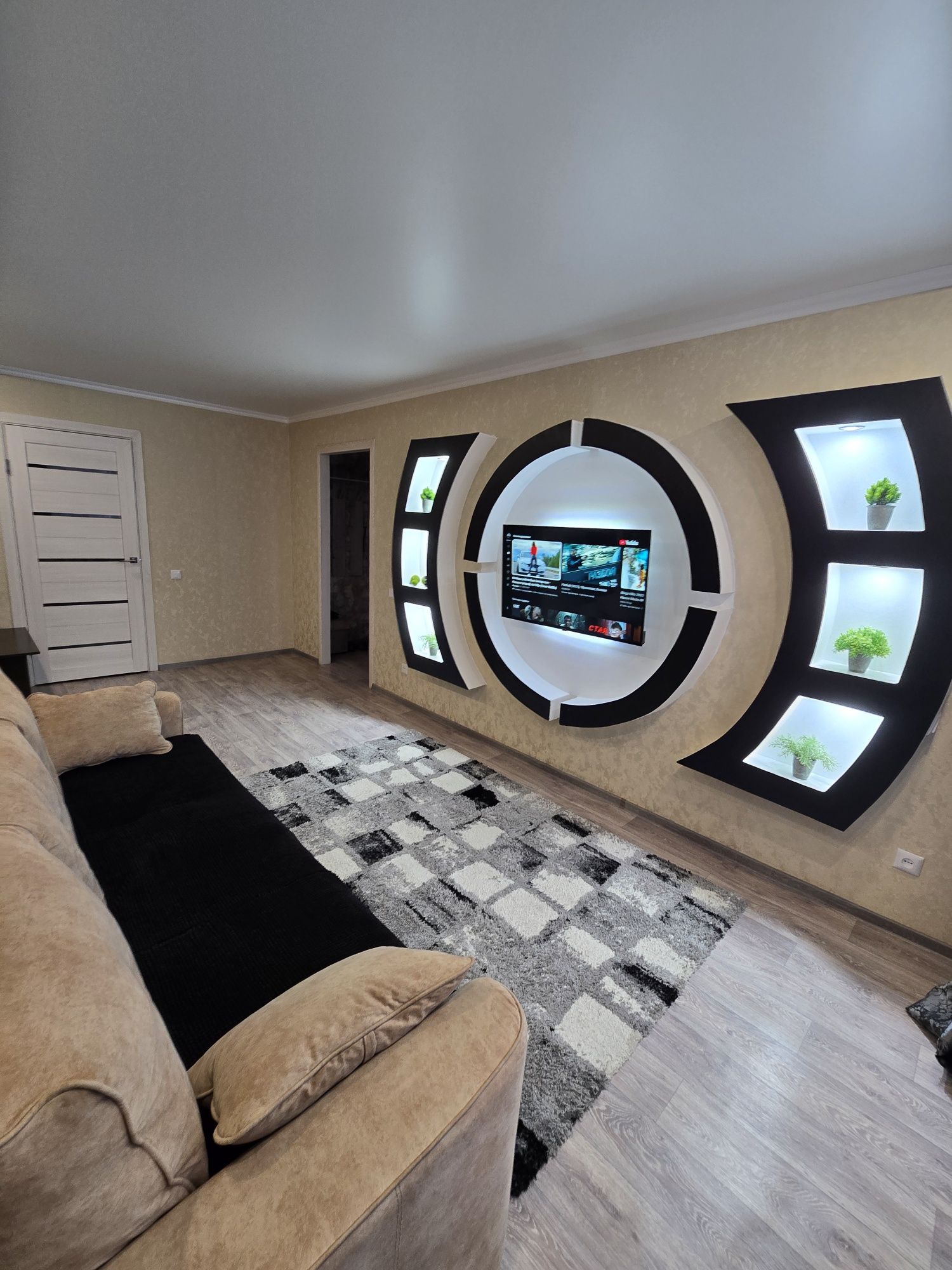 VIP Для двоих.Посуточно.Для некурящих! 11900т.