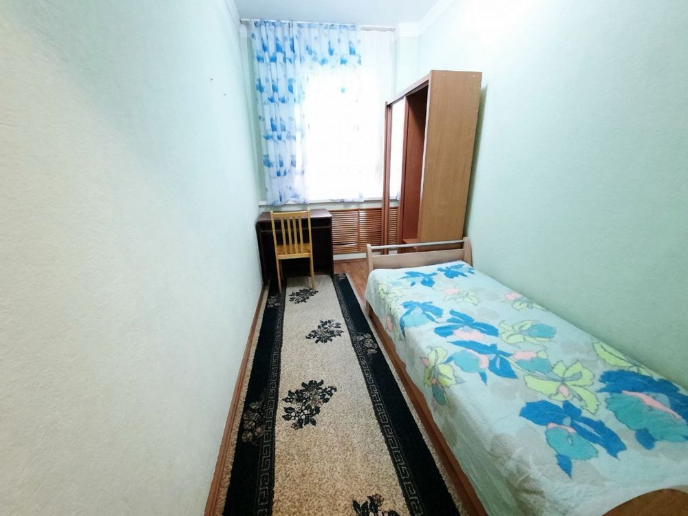 Сдается 3 ком Метро Ойбек Улица Чехова 60-школа. Иностранцам