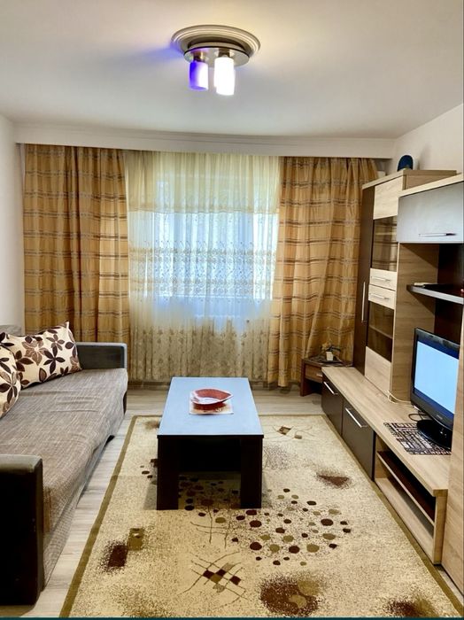 Inchiriez garsoniera Inel 2 Constanta