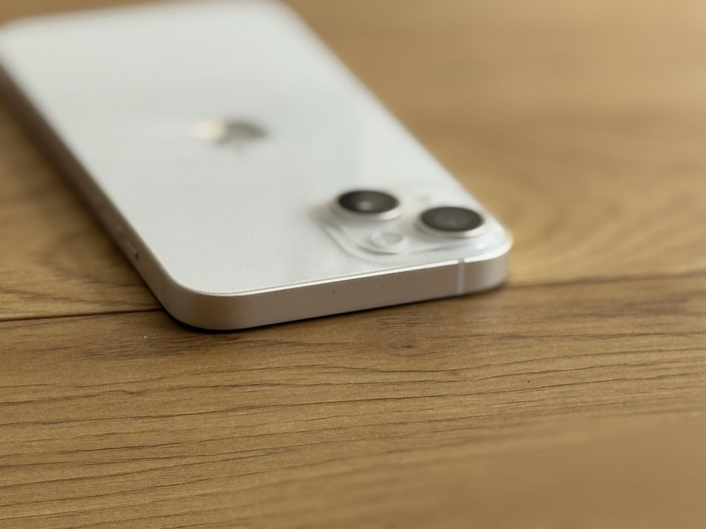 Бартер iPhone 14 128 бял 98%