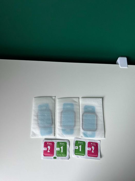 Apple Watch SE 2 44m с 4 допълнителни каишки и 3 нови протектора