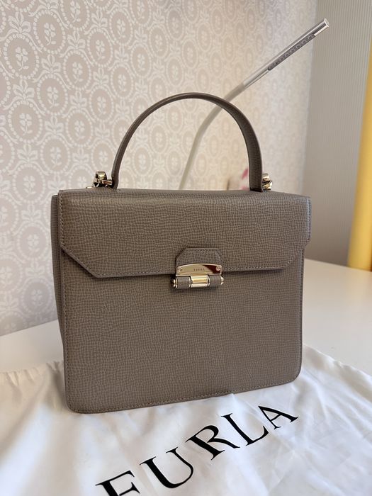 Poseta Furla piele naturala