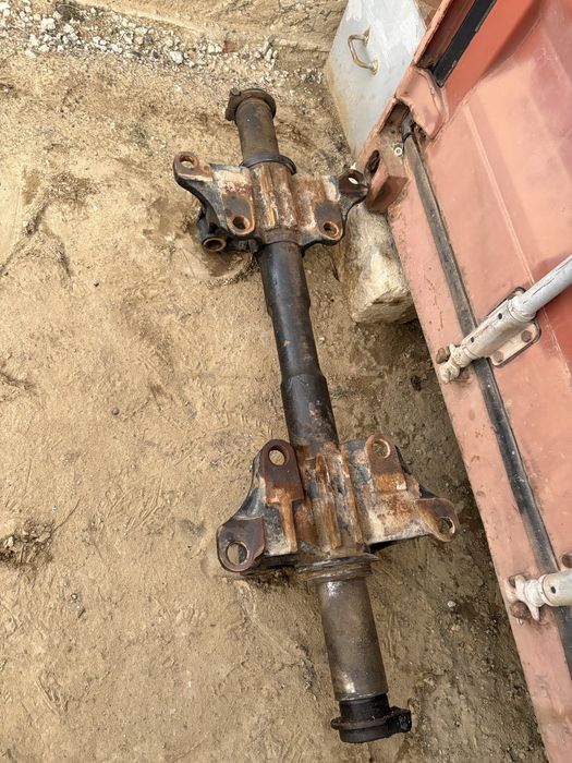 Задняя ось, башмаки в комплекте с рессорами