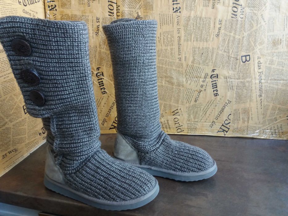 дамски ботуши,зимни обувки,боти,апрески,UGG номер37