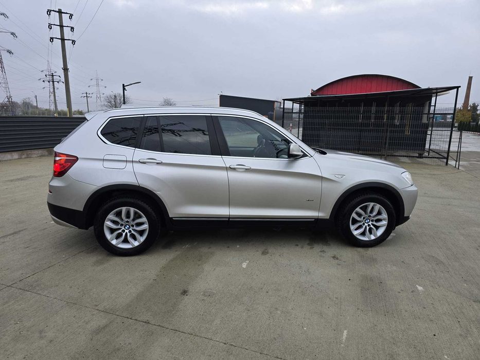 BMW X3 X-Drive Pachet M interior 2.0 184 CP