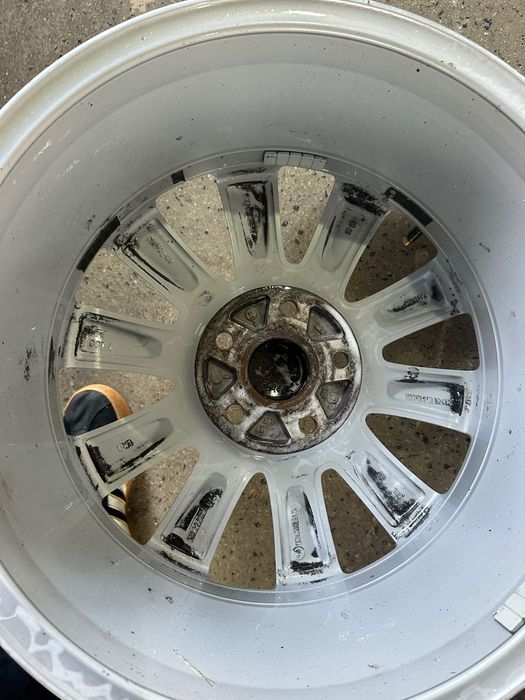 Vând set 4 buc jante R 17 originale Mercedes ML